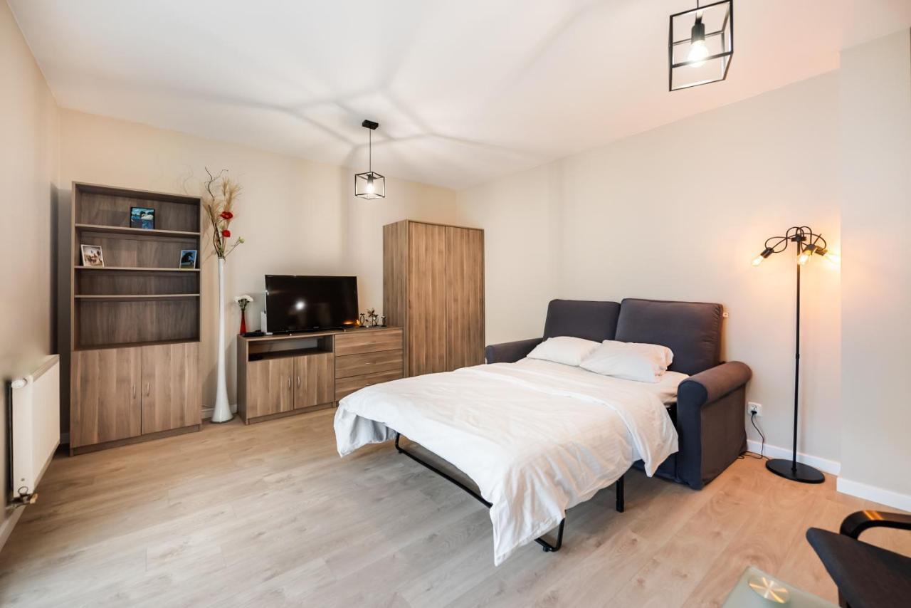 Ursus Pleasant Apartment Варшава Екстериор снимка